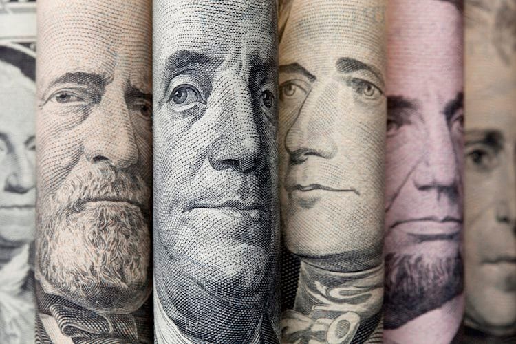 La fortaleza del dólar se desvanecerá en la segunda mitad de 2025